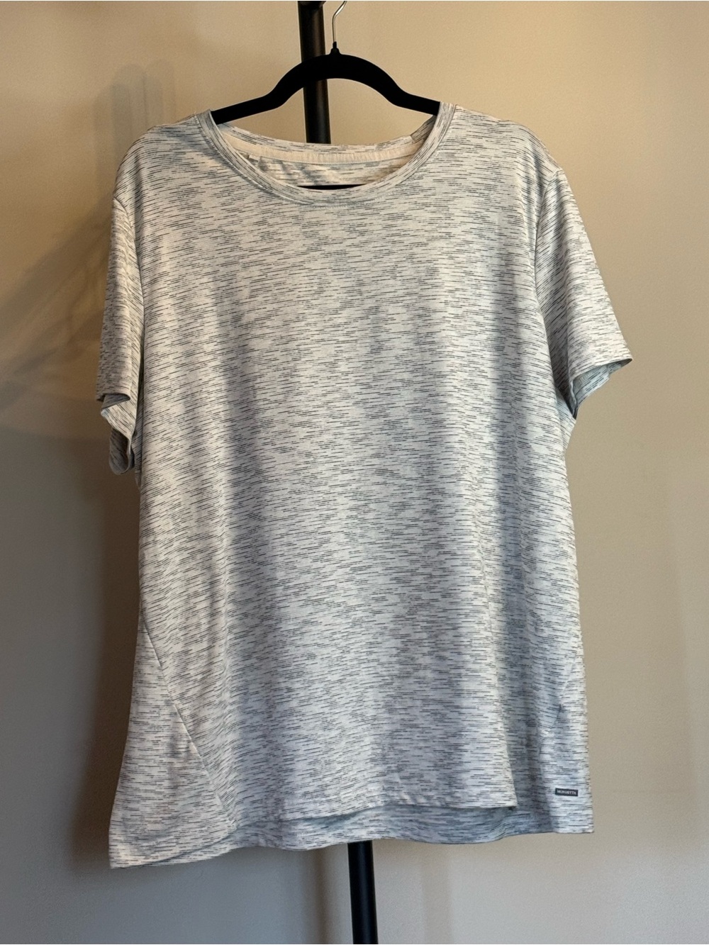 3/$10 Mondetta Heathered Light Gray Short Sleeve Tee